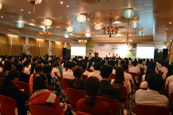 Đây là lần đầu tiên Báo Thanh Niên tổ chức chương trình trao học bổng cho học sinh sinh viên nghèo tại Quảng Nam 