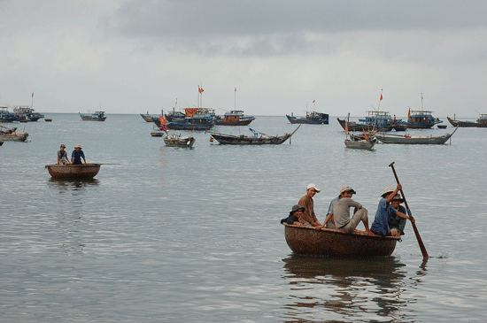 Bình yên trên biển. Ảnh: Q.H