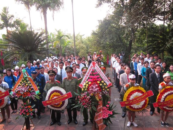 Lễ viếng kỷ niệm 90 năm ngày mất của nhà chí sĩ yêu nước Phan Châu Trinh. Ảnh: H.C