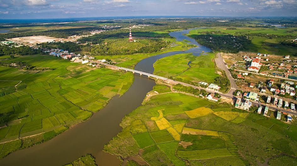 Vùng hạ lưu Tam Kỳ, Bàn Thạch bao bọc cho thành phố xanh tương lai.Ảnh: Mai Thành Chương