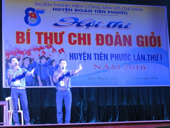 Có 10 thí sinh xuất sắc nhất được bước vào phần thi hùng biện. Ảnh: T.M