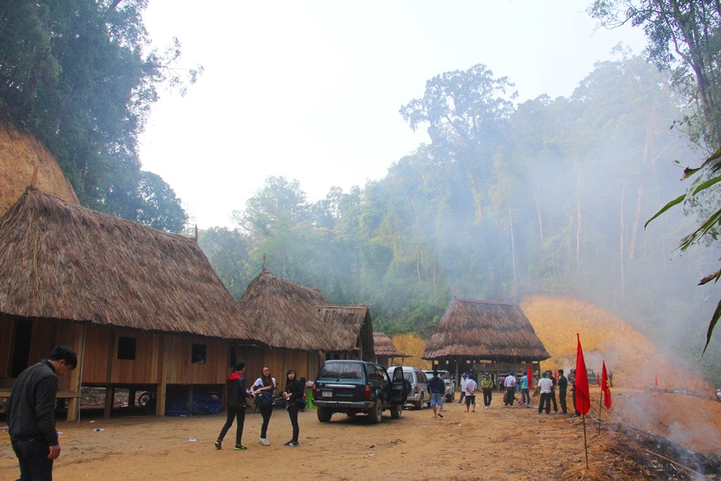 ... Đến không gian làng truyền thống đầy quyến rũ, mê hoặc.