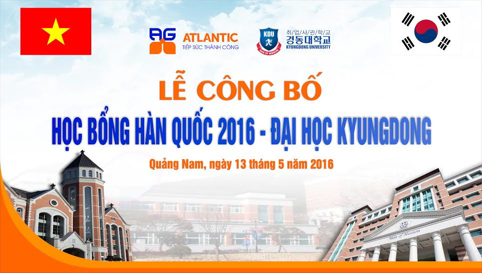 The ceremony of giving scholarships to Quang Nam Students.