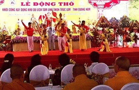 An art performance at the ceremony. Photo: CONG CHIEN