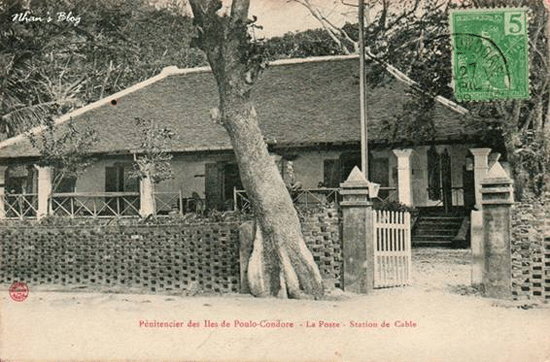Bưu điện Côn Đảo đầu thế kỷ XX nơi cụ Huỳnh Thúc Kháng làm xâu tại đây vào năm 1918.  (Ảnh tư liệu sưu tầm nguồn Internet)