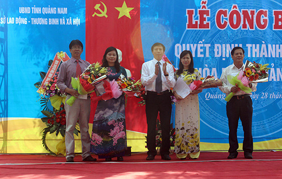 Sở LĐ-TB&XH tỉnh công bố các quyết định bổ nhiệm các vị trí lãnh đạo Làng Hòa Bình Quảng Nam.