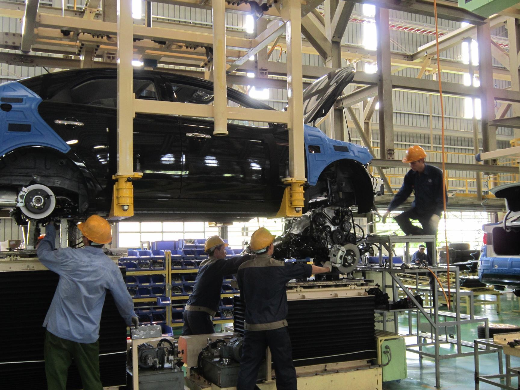 An assembly workshop of Chu Lai- Truong Hai Automobile Joint Stock Company  (Photo: P.C.A)