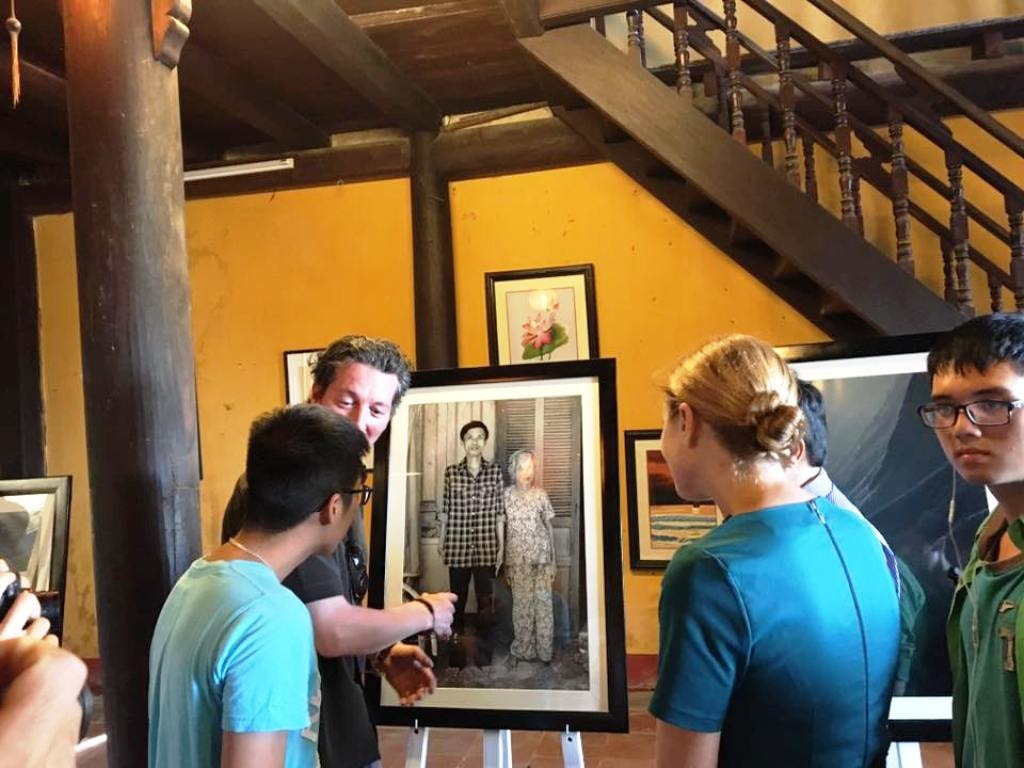 Tourists at the exhibition house