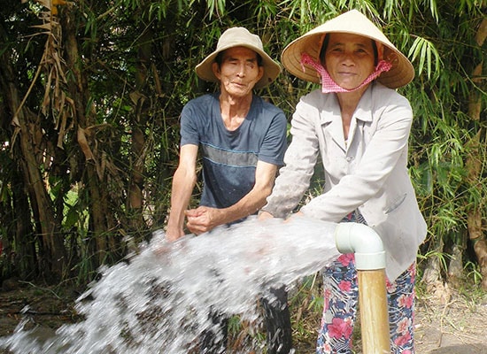 Tại xã Bình Đào, hàng loạt cụm giếng khoan phục vụ sản xuất nông nghiệp đã được thi công. 