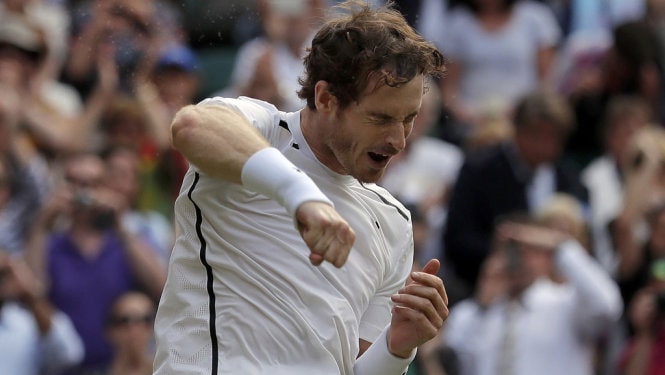 Murray ăn mừng chiến thắng trước Tomas Berdych. Ảnh: Reuters