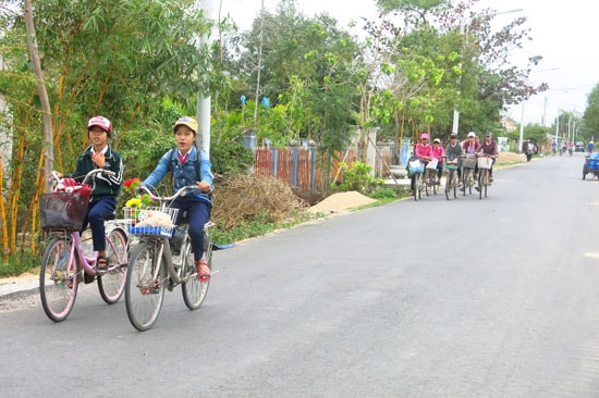 Đường tránh khu du lịch Biển Rạng là một trong số dự án còn nợ tạm ứng cần phải được thu hồi.Ảnh: TÙY PHONG