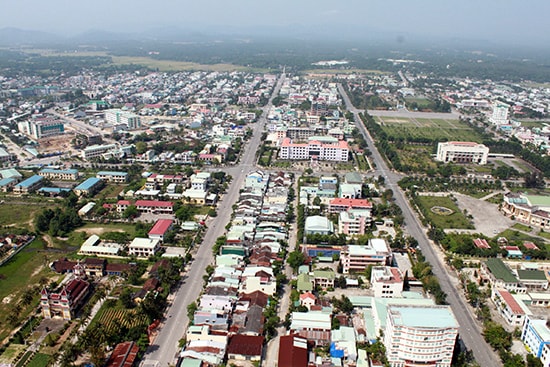 Cơ sở hạ tầng và môi trường đô thị Tam Kỳ đang được tiếp tục đầu tư để đáp ứng vai trò trung tâm tỉnh lỵ.