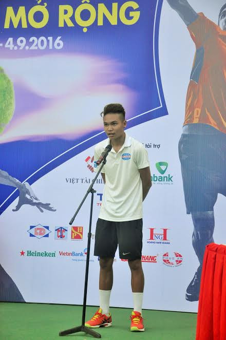 Tay vợt chuyên nghiệp Trịnh Linh Giang tuyên hứa