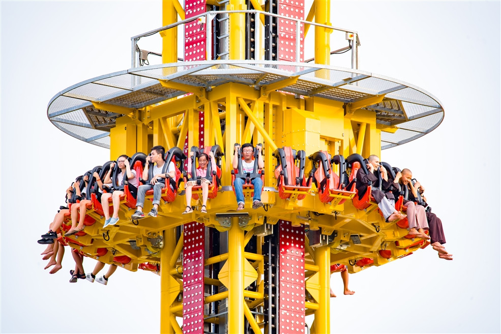 Golden Sky Tower là sản phẩm độc đáo của nhà sản xuất SBF Visa Group (Italia), thương hiệu uy tín thế giới chuyên sản xuất các trò chơi mạo hiểm.