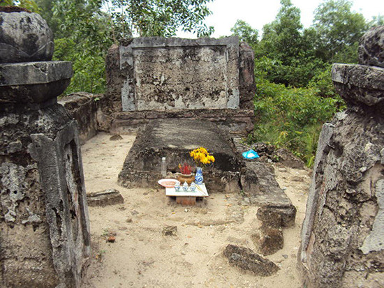 Phần mộ cụ Phạm Duy Trinh tại Gò Quéo, phường Bình Trung Tây, quận 2, TP.Hồ Chí Minh.