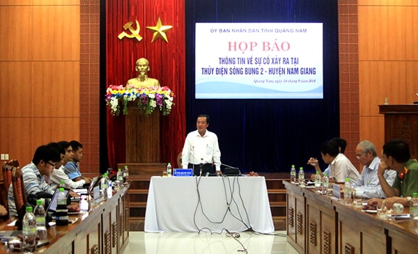 Quang cảnh buổi họp báo sáng 14.9