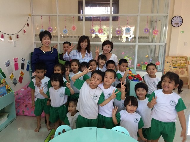 Pupils on inaugurational day (Source: http://dantri.com.vn/)