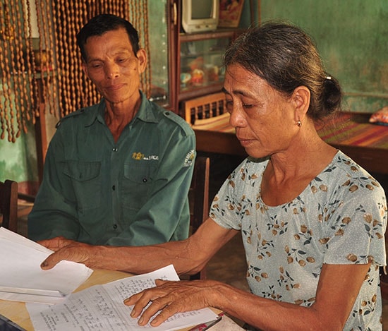 Theo bà Nguyễn Thị Thơ, do mâu thuẫn về đất đai nên gia đình ông Trần Võ đã đánh bà gây thương tích. Ảnh: H.G