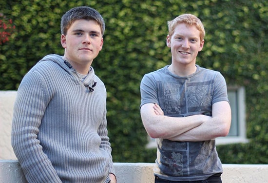 John Collison (trái) và anh trai Patrick Collison. ảnh: IrishTimes