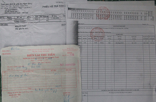 Biên lai thu tiền khai thác keo của UBND xã Tiên Cẩm và trích lục bìa đỏ có diện tích 4,1ha của ông Tiên.