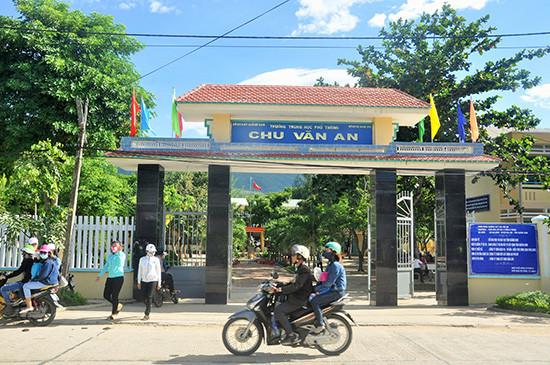 Trường THPT Chu Văn An (Đại Lộc) - ngôi trường gần đây nhất được công nhận đạt chuẩn quốc gia. Ảnh: X.PHÚ