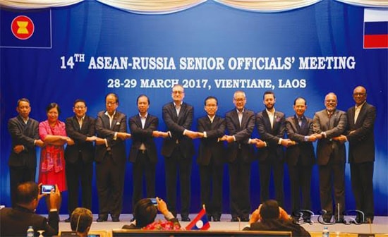 Các quan chức cấp cao ASEAN-Nga. Ảnh: kpl.gov.la