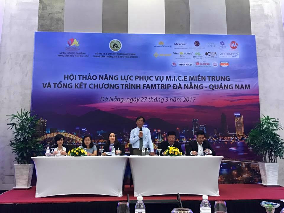 Deputy Director of Quang Nam Department of Culture, Sports and Tourism Ho Tan Cuong speaking at the event