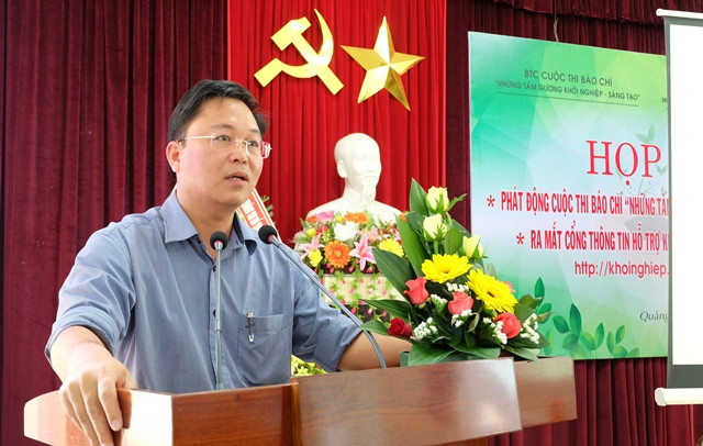 Phó Chủ tịch UBND tỉnh Lê Trí Thanh phát biểu tại buổi họp báo. Ảnh: MỸ LINH