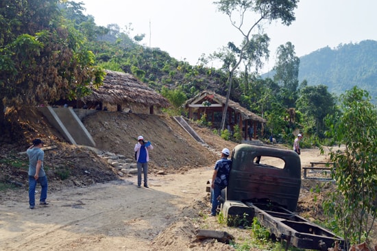 Điểm đến “Tái hiện 1,3km đường mòn Hồ Chí Minh” chưa thu hút được du khách.Ảnh: VĨNH LỘC