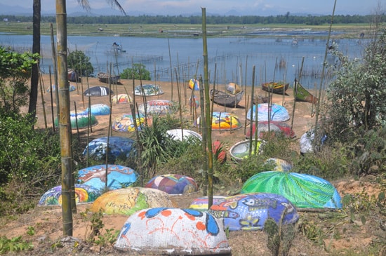 The coracle road in Tam Thanh. 