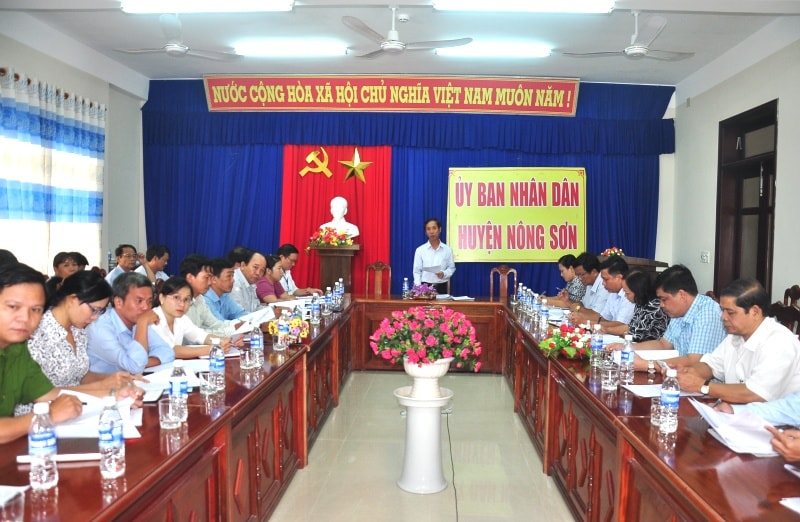 Quang cảnh buổi làm việc. Ảnh: VINH ANH