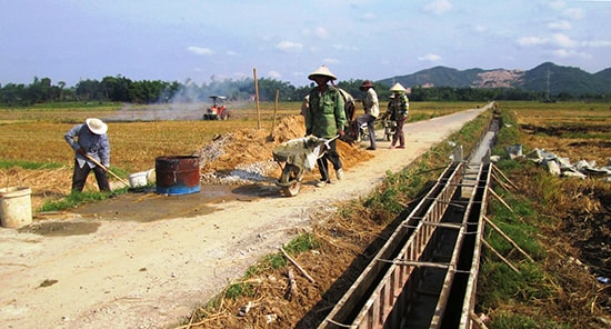 Xử lý nợ đọng xây dựng cơ bản đang là vấn đề khiến nhiều địa phương “đau đầu”. Ảnh: N.S