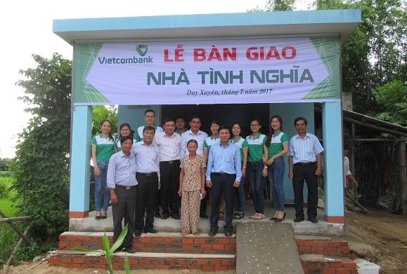 Vietcombank hỗ trợ mỗi gia đình 50 triệu đồng để xây nhà