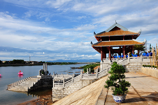 Sông Thạch Hãn - nghĩa trang không mộ bia của hàng ngàn người lính trẻ năm 1972.Ảnh: L.Đ.D