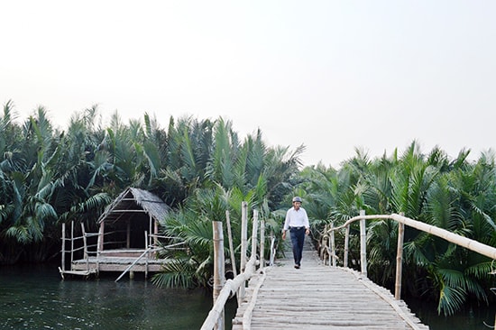 Làng Trà Nhiêu bao năm nay vẫn... đợi khách. Ảnh: Q.L