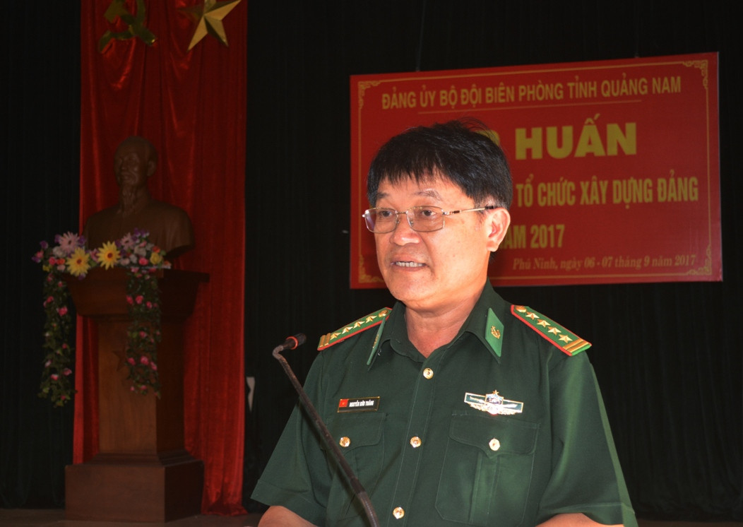 Đại tá Nguyễn Hữu Thắng – Phó Bí thư Đảng ủy – Chỉ huy trưởng BĐBP tỉnh phát biểu khai mạc. 