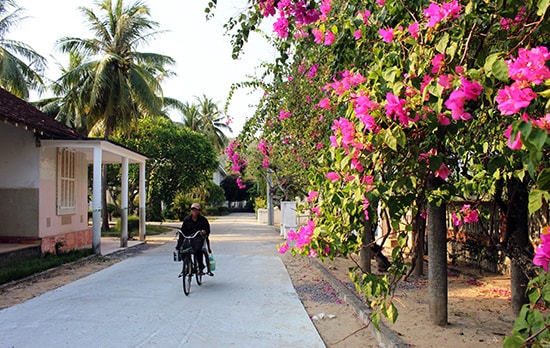 Đi qua những cơn đau cả thể xác lẫn tâm hồn, người làng phong đã ra ngoài với xã hội. Ảnh: XUÂN THỌ