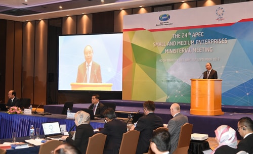 Thủ tướng Nguyễn Xuân Phúc phát biểu tại Hội nghị. Ảnh: VGP/Quang Hiếu