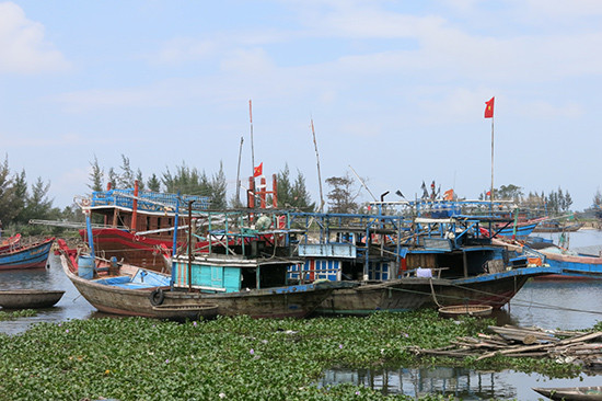 Âu thuyền, cảng cá Hồng Triều (Duy Xuyên) là một trong những dự án chấp thuận đầu tư theo hình thức PPP.