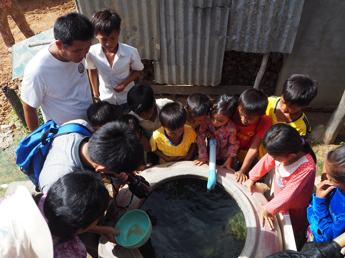 Tuyên truyền phong chống bệnh sốt rét cho trẻ em tại Campuchia. Ảnh: malariaconsortium