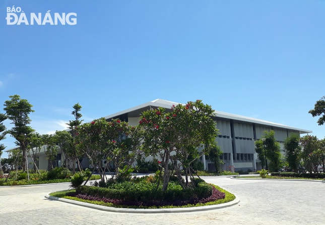 Với tổng vốn đầu tư 350 tỷ đồng, Trung tâm Hội nghị Ariyana là một phần trong quần thể du dịch 5 sao Ariyana Đà Nẵng