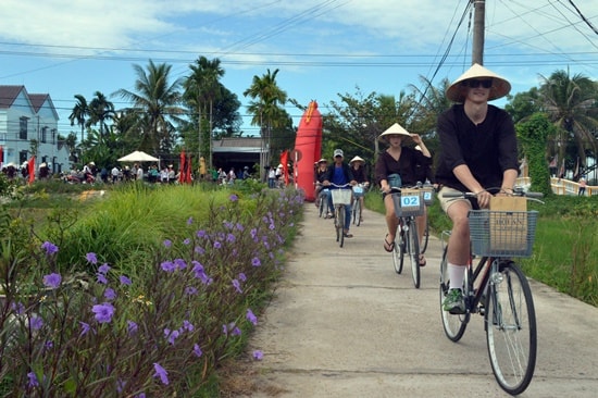 Đường vào làng An Mỹ