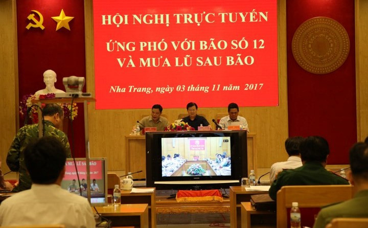  Phó Thủ tướng Chính phủ Trịnh Đình Dũng đề nghị các địa phương khẩn trương phòng và tránh bão số 12. Ảnh: TH