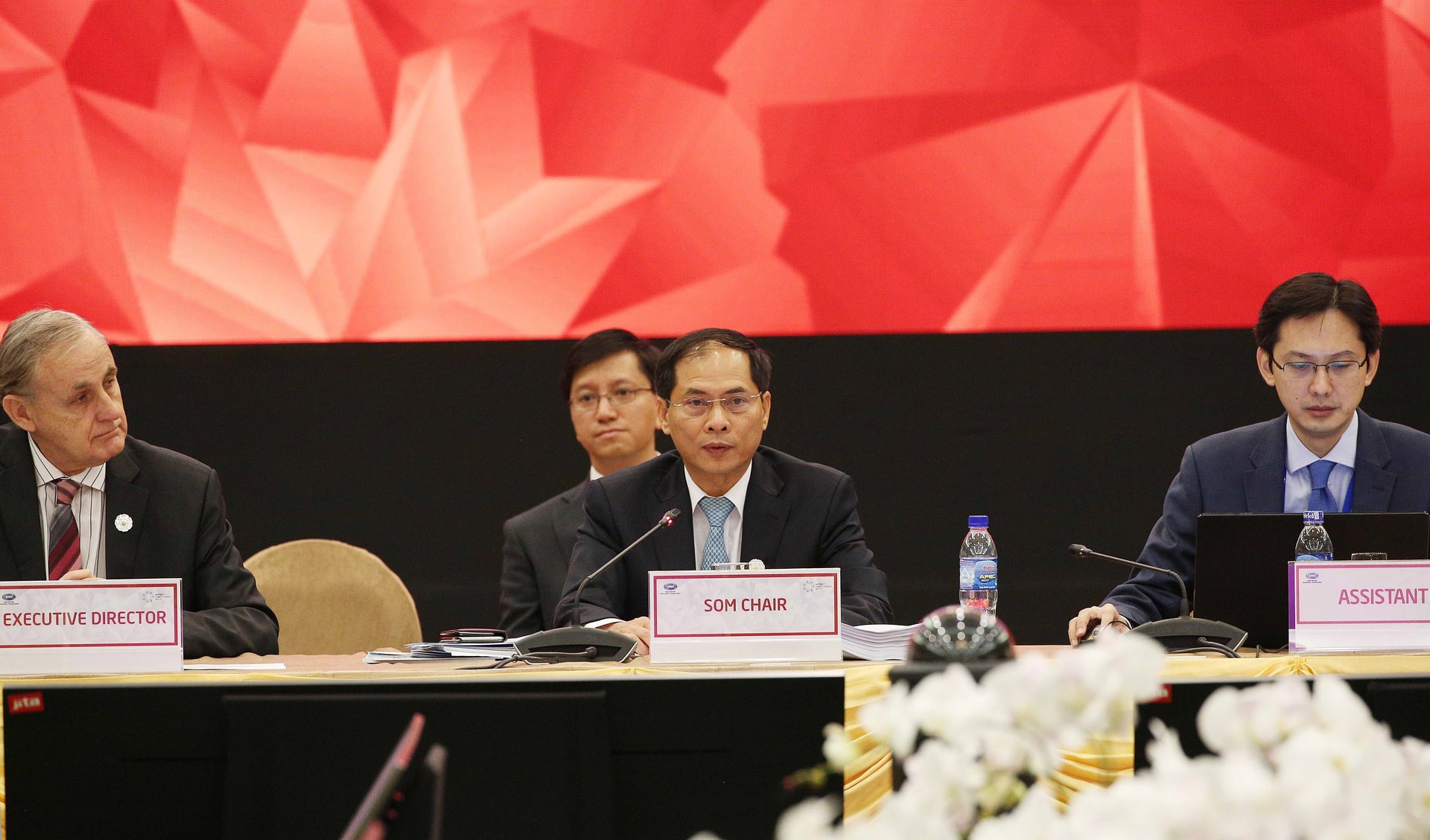 Thứ trưởng Bộ Ngoại giao Bùi Thanh Sơn, Chủ tịch SOM APEC 2017 chủ trì hội nghị