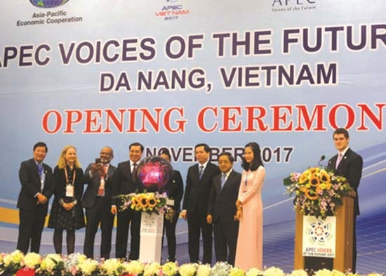 Quanh cảnh khai mạc APEC VOF 2017. Ảnh: LÊ QUÂN