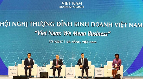 Thủ tướng Nguyễn Xuân Phúc tham dự hội nghị này.