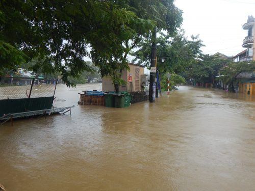 Serious flooding in Thua Thien- Hue province