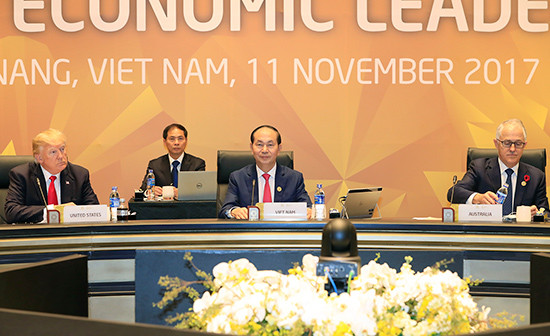 Chủ tịch nước Trần Đại Quang chủ trì hội nghị.