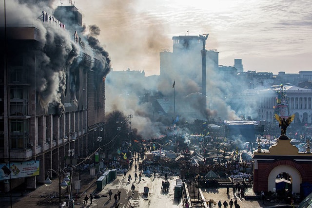 Đụng độ ở quảng trường Maiden (Kiev) tháng 2/2014 (Ảnh: Sputnik)