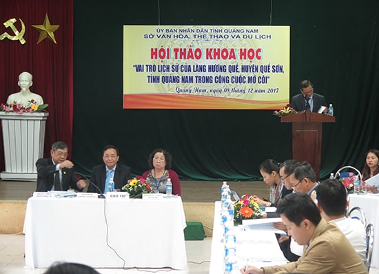 Quang cảnh hội thảo về làng Hương Quế. Ảnh: LÊ QUÂN
